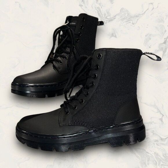 Dr. Martens Shoes - NWT Dr Martens COMBS II Women’s Size 7 Black Lace Up Combat Ankle Boots Shoes